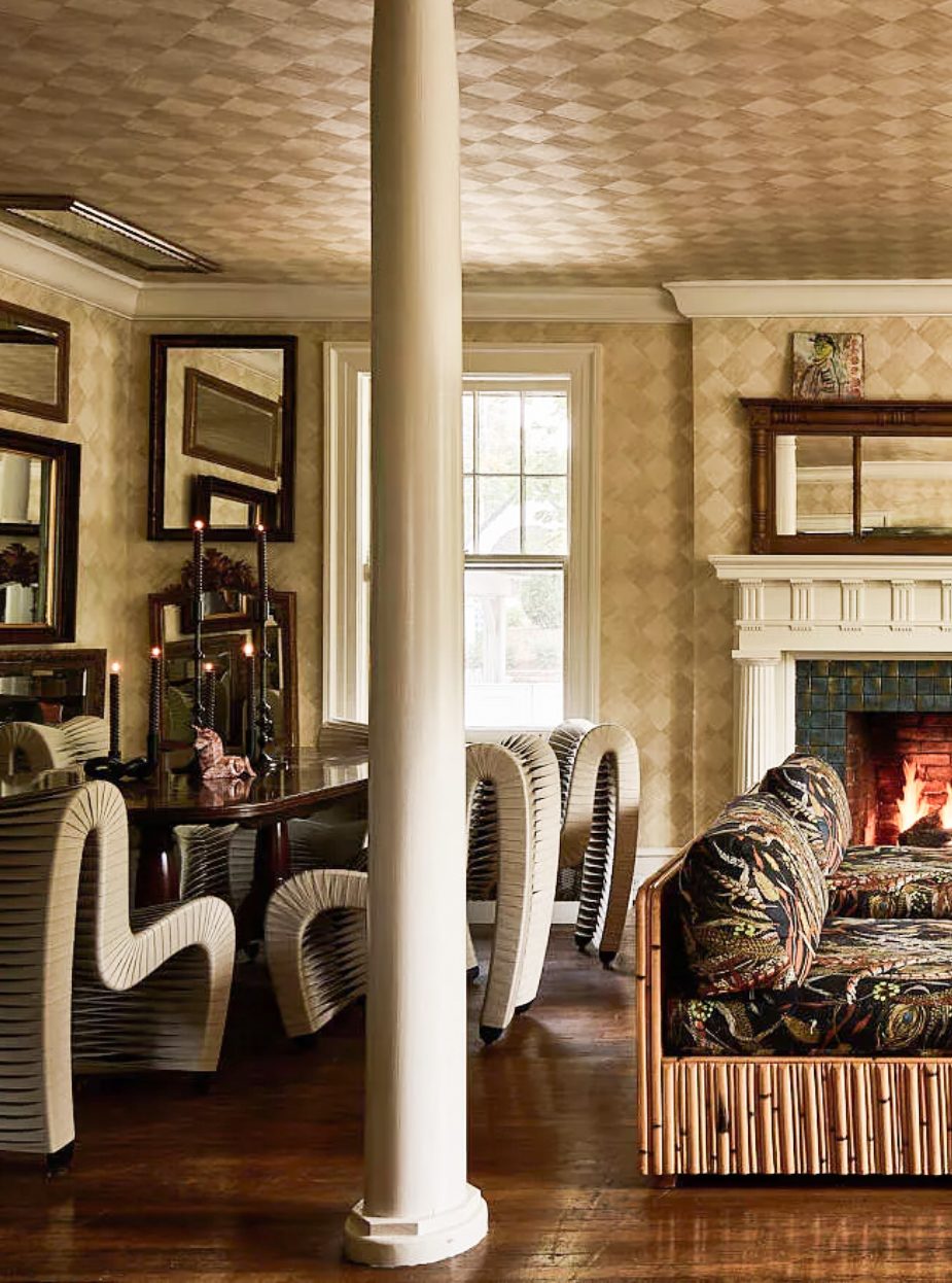 Sitting room with fireplace